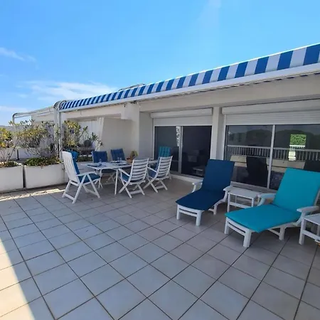Lejlighed Bright Apt With Terrace And View On The Port Le Grau-du-Roi